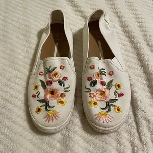 Embroidered Flower Shoes